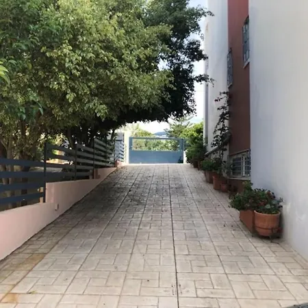 Eleni's Maisonette * 卡拉马塔